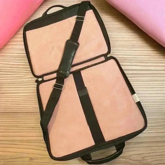 Targus Laptop Case Women’s Black Pink Breast Cancer Awareness Messenger Bag - Picture 2 of 7